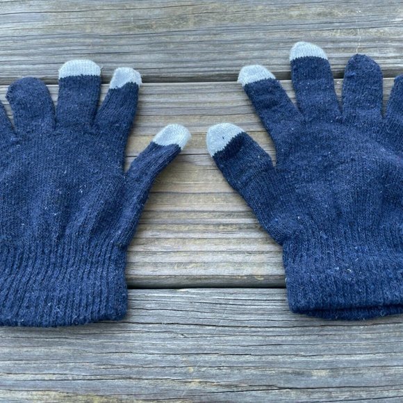 Women Gloves With Touch Screen Friendly Thumb and finger Warm Winter Blue Gloves - Picture 4 of 9